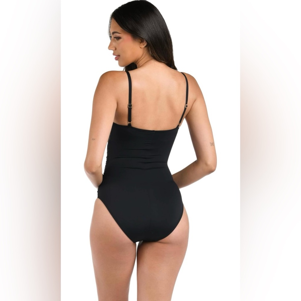 La Blanca Women's One Piece Island Goddess Shirred Side Women's Swimsuit - Picture 2 of 8